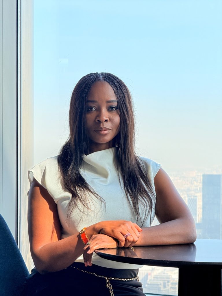 Negotiation Mastery: How to Position Yourself, Build Leverage, and Win Better Outcomes By Gloria Esoimeme